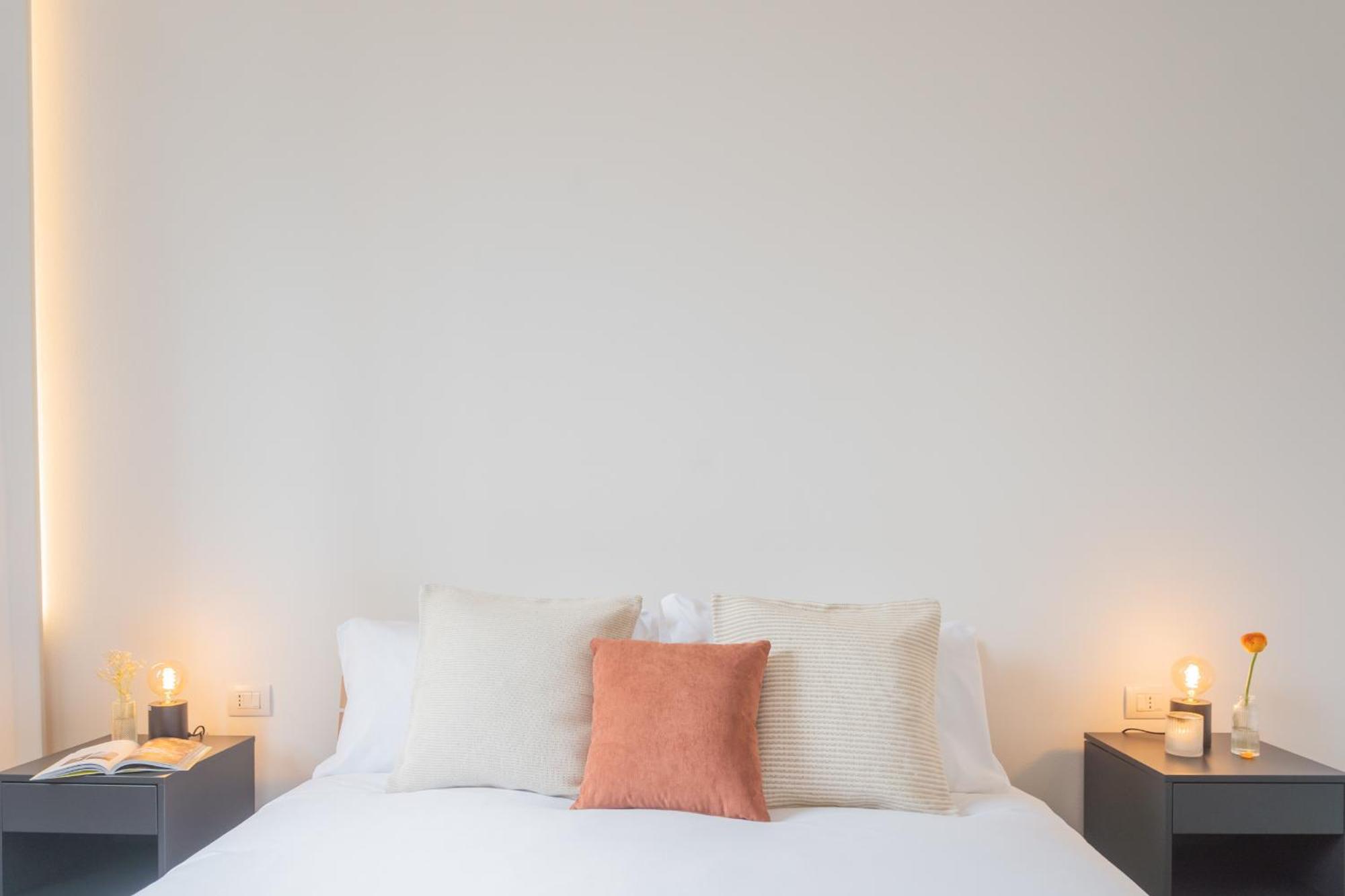 Cozy Nest On The Lake By Rent All Como Tremezzo Extérieur photo